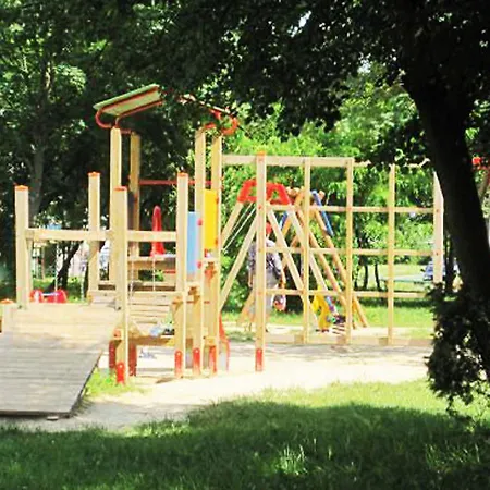 Apartament Blisko Morza Kolobrzeg-podczele Apartment *