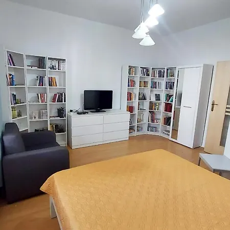 Apartament Blisko Morza Kolobrzeg-podczele Apartment *